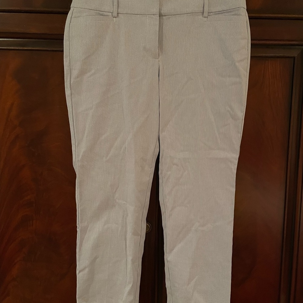 Ann Taylor Loft crop pants